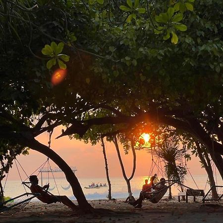 Bed and Breakfast Raalhu Dhangethi Екстер'єр фото