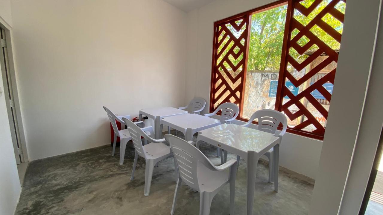 Bed and Breakfast Raalhu Dhangethi Екстер'єр фото