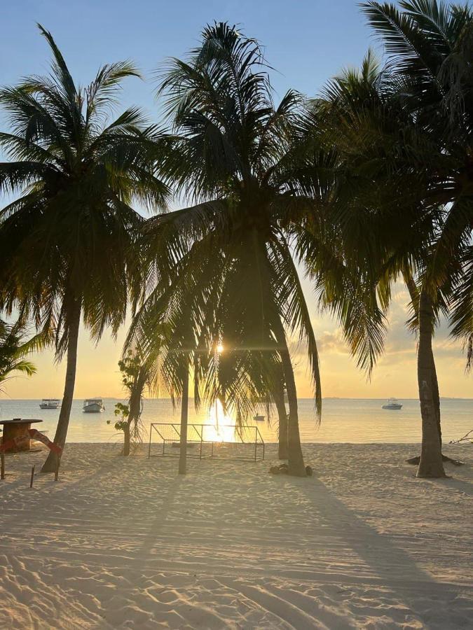 Bed and Breakfast Raalhu Dhangethi Екстер'єр фото
