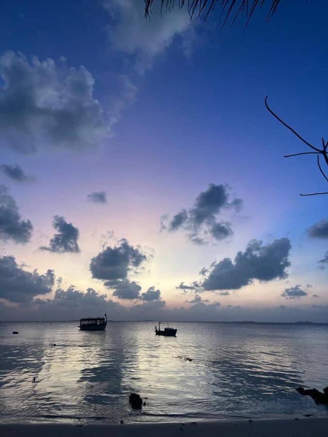 Bed and Breakfast Raalhu Dhangethi Екстер'єр фото